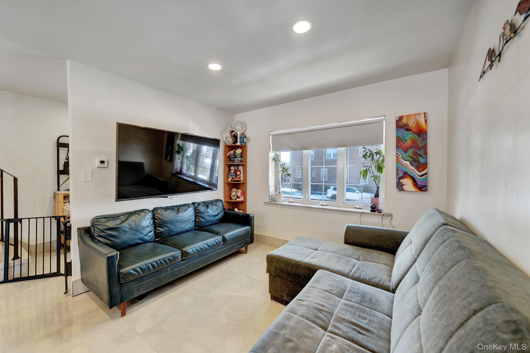 1701 Burnett Street Property Photo 8