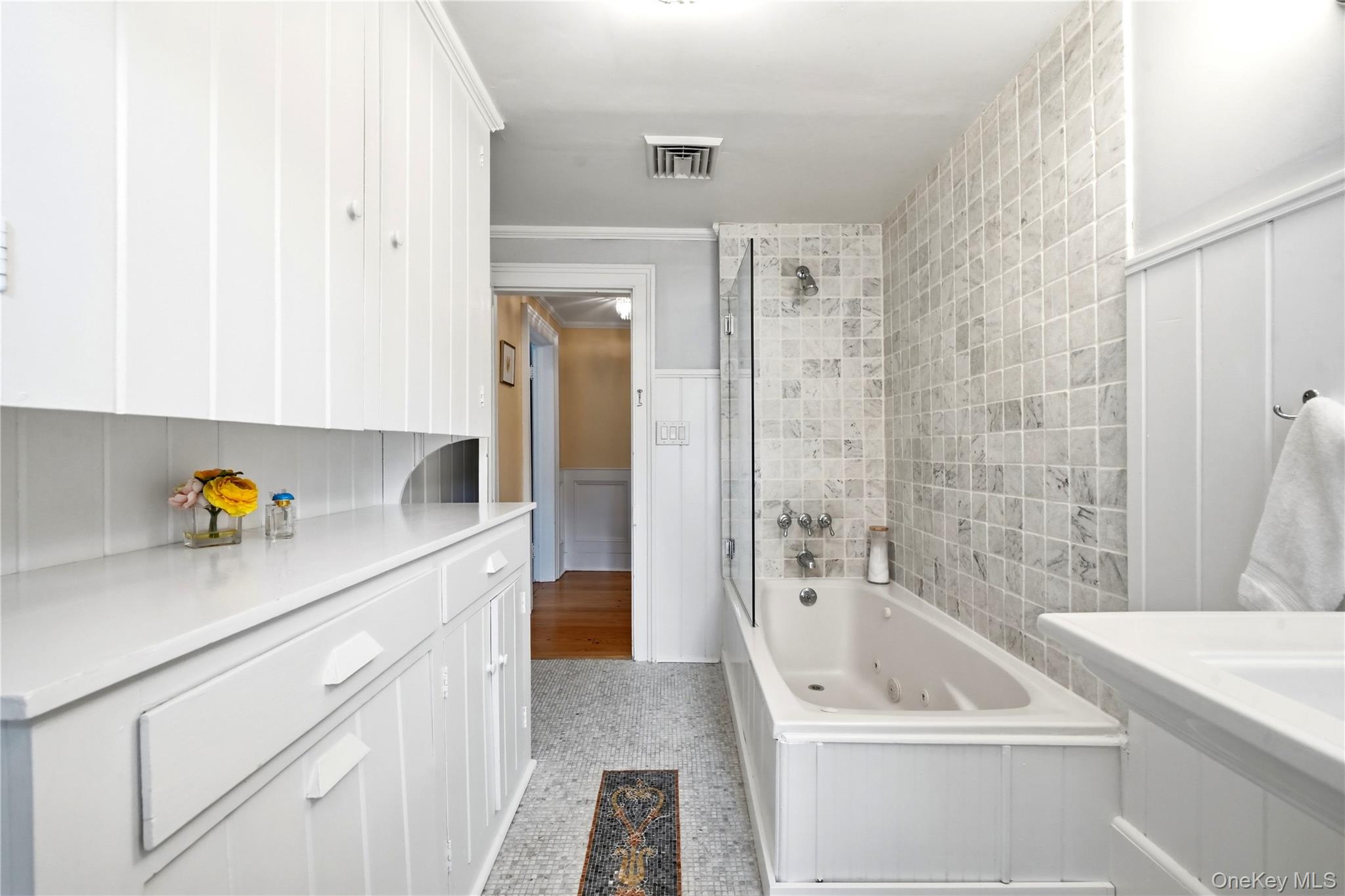 129 Bayview Avenue Property Photo 28