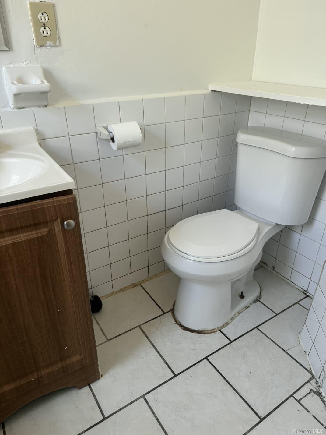 37-45 94th Street Property Photo 10