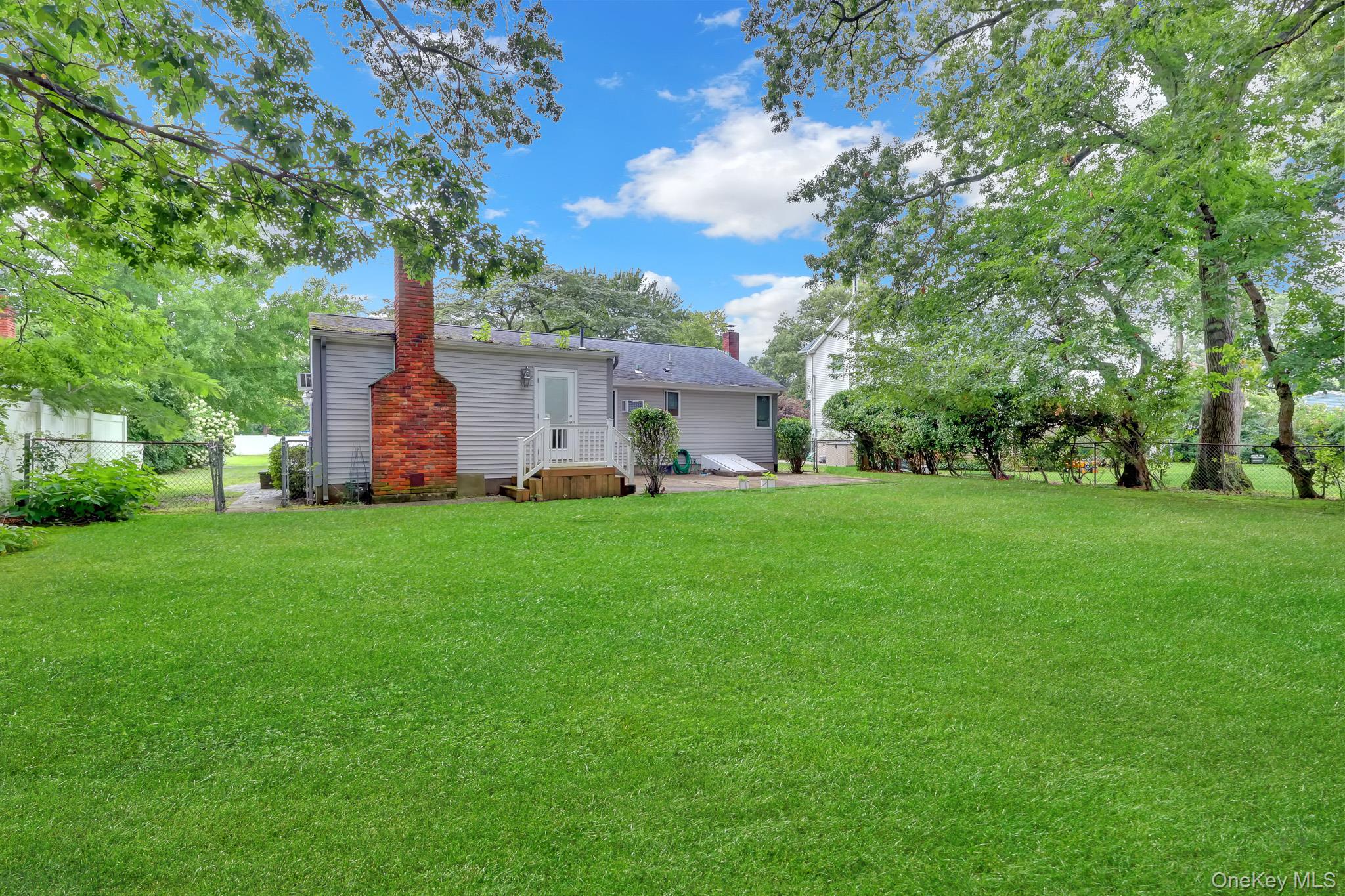61 Gridley Street Property Photo 33