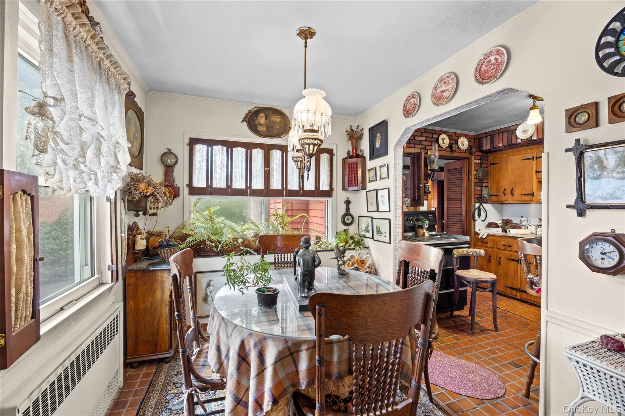 822 Peninsula Boulevard Property Photo 9