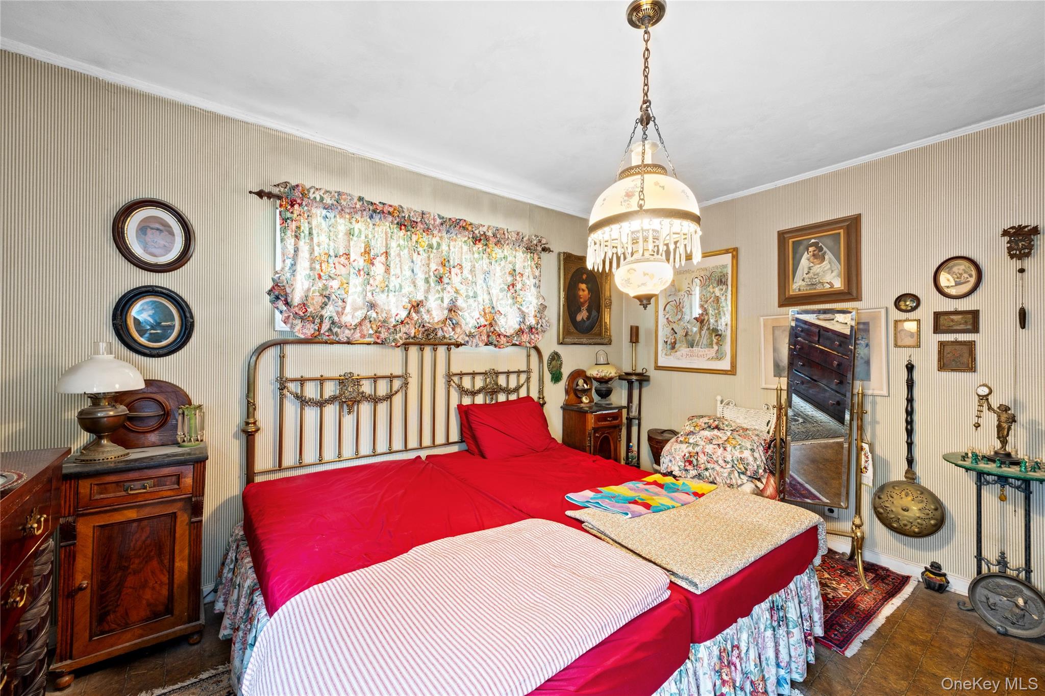 822 Peninsula Boulevard Property Photo 19