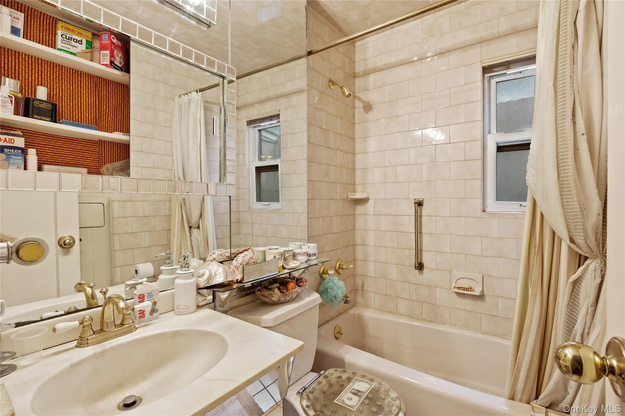 822 Peninsula Boulevard Property Photo 23