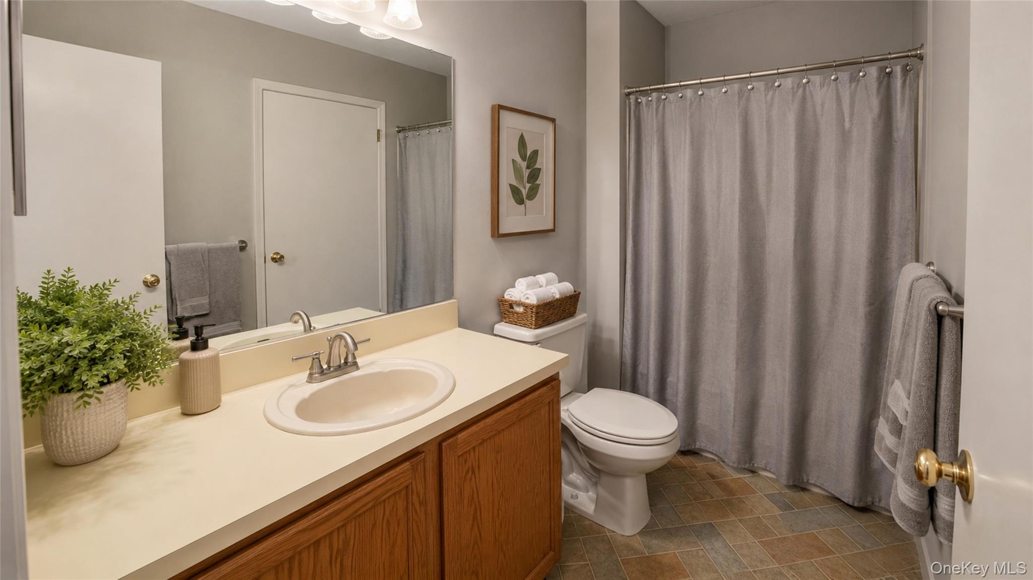 53 Village Circle E053 Property Photo 9