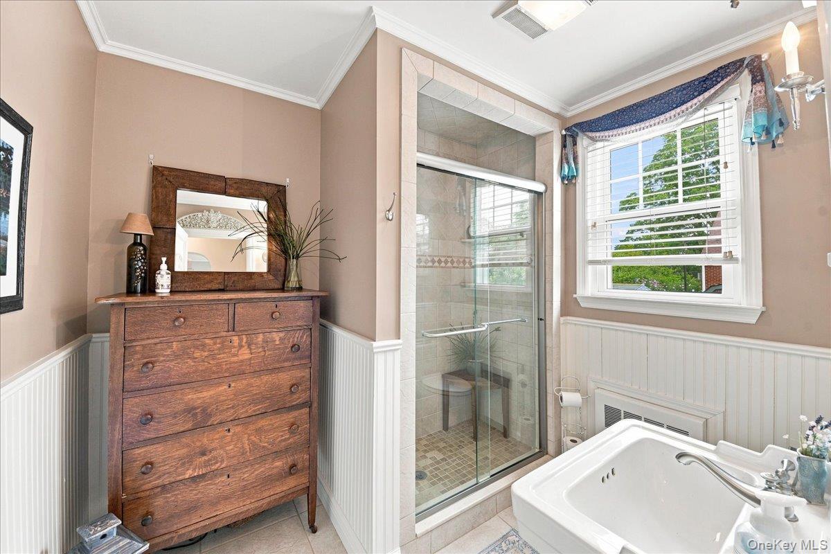 332 Kelly Street Property Photo 13