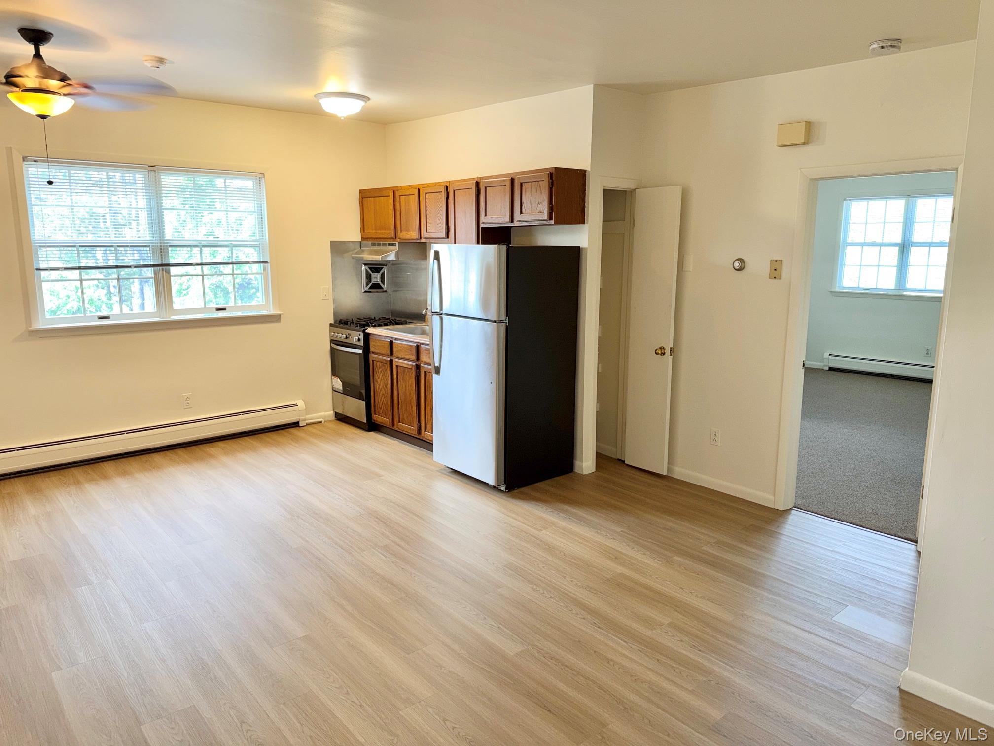 1 N Rockland Rockland Avenue 2n Property Photo 2