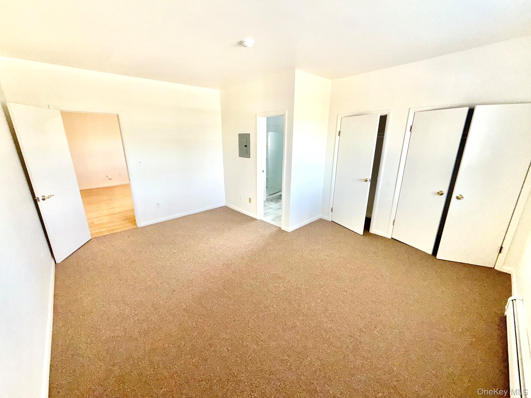 1 N Rockland Rockland Avenue 2n Property Photo 4