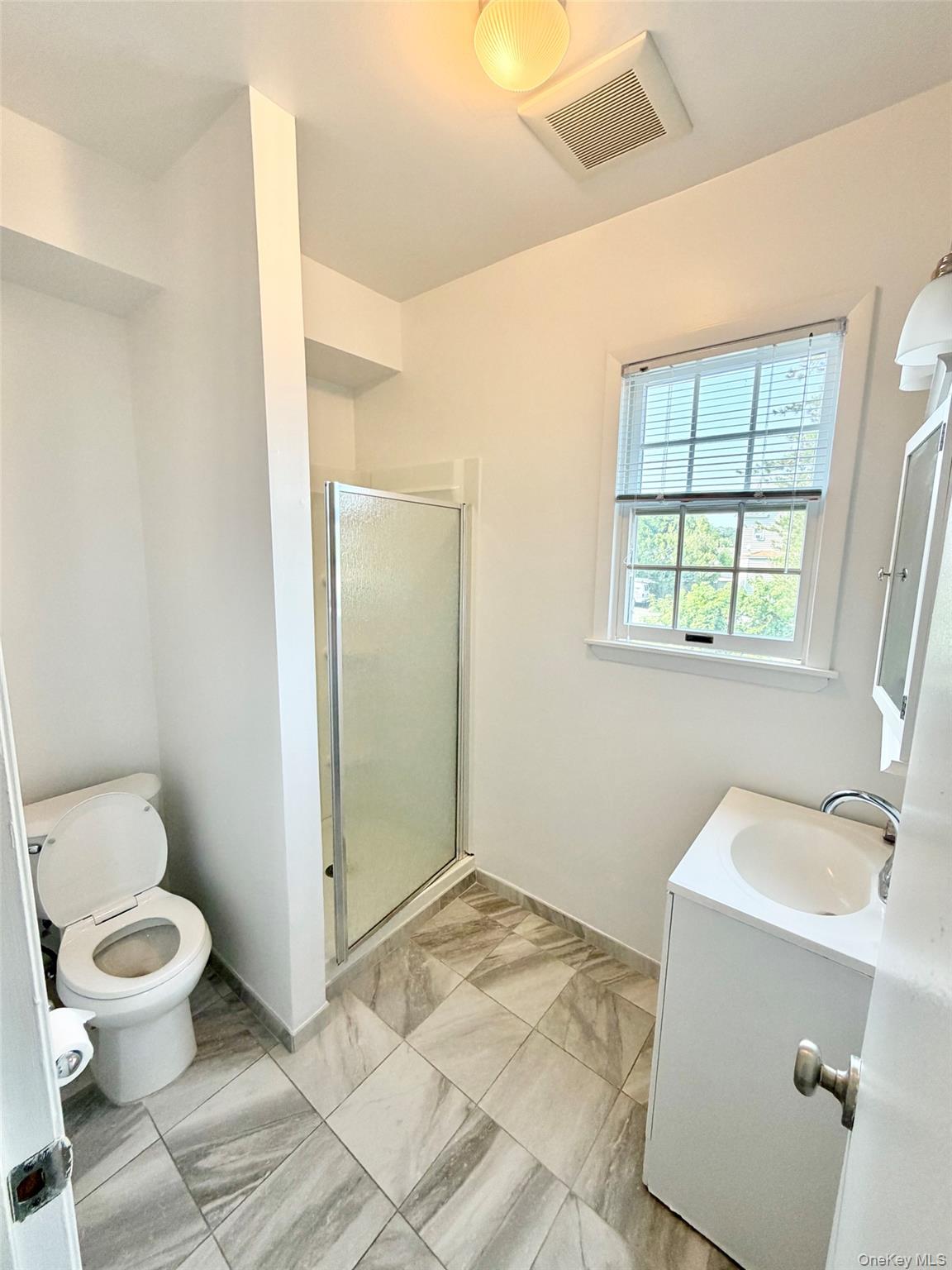 1 N Rockland Rockland Avenue 2n Property Photo 7