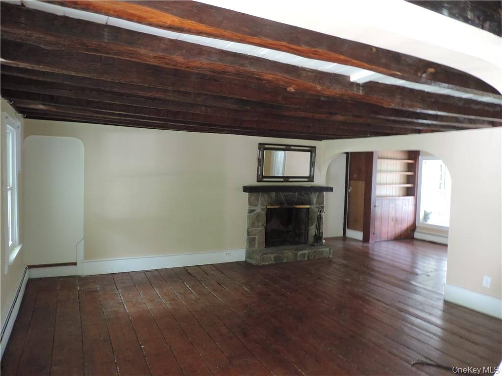 958-964 Hollow Road Property Photo 16