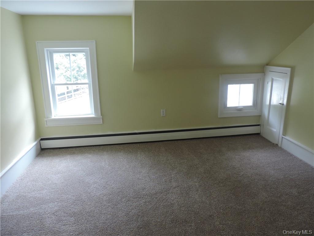 958-964 Hollow Road Property Photo 21