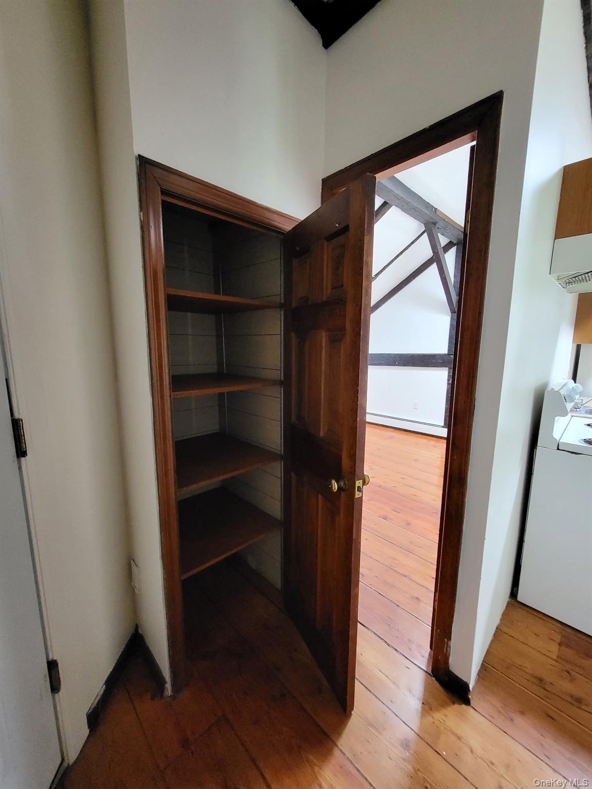 958-964 Hollow Road Property Photo 31
