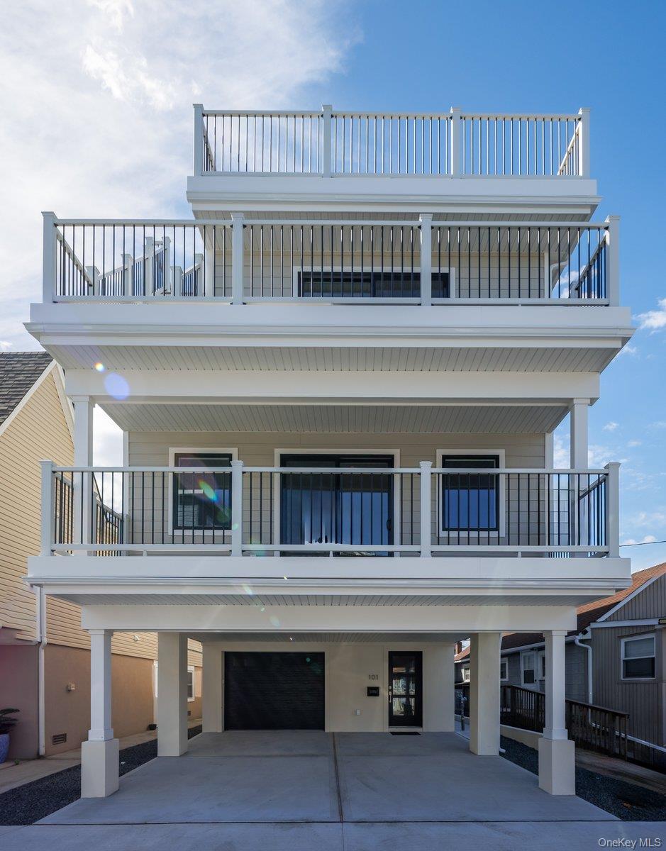 101 Wisconsin Street Property Photo 1