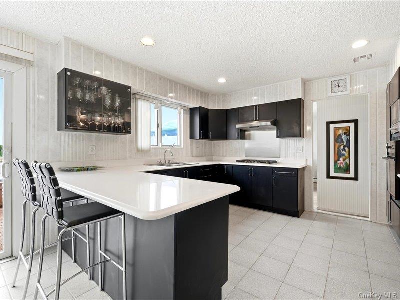 211 Whitewood Drive Property Photo 13