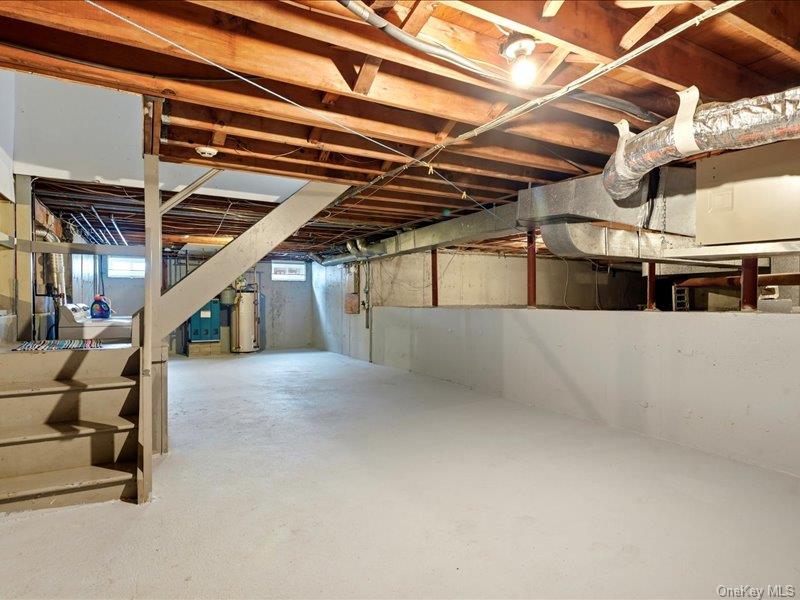 211 Whitewood Drive Property Photo 34