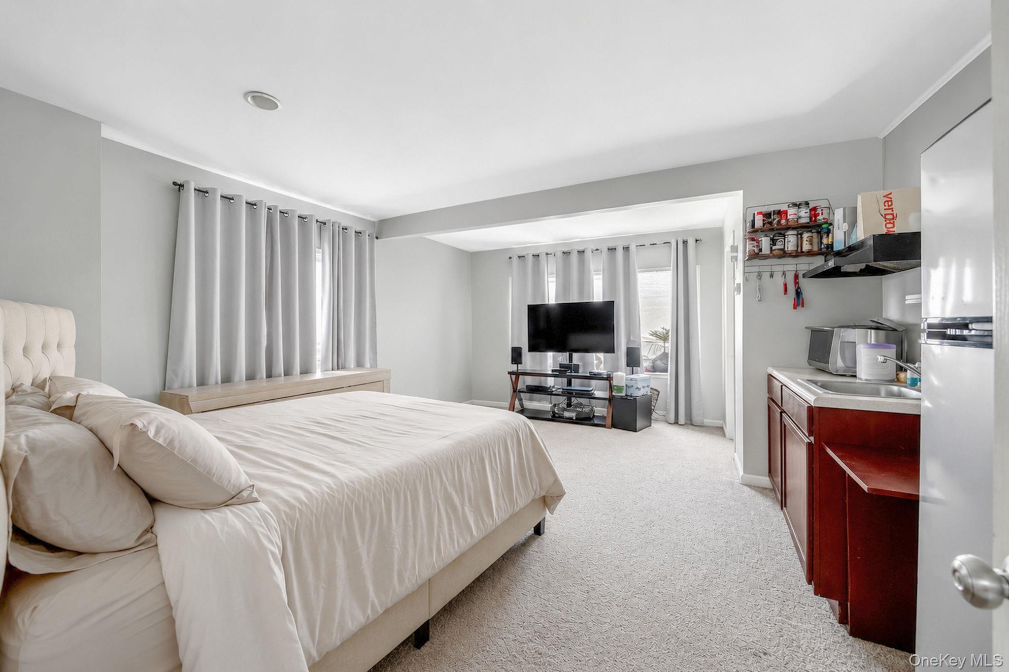 64 Mowbray Avenue Property Photo 25