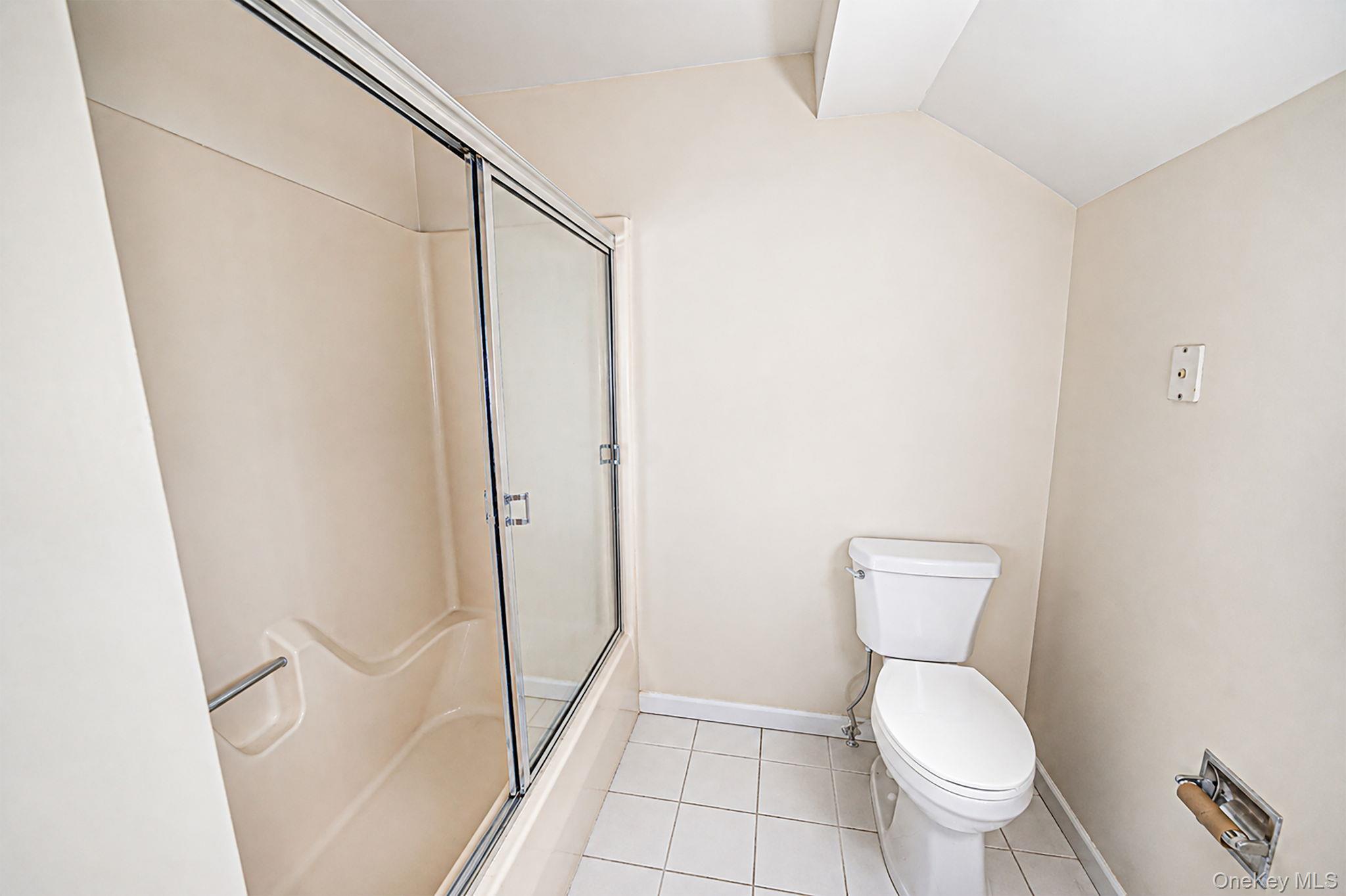 64 Mowbray Avenue Property Photo 29