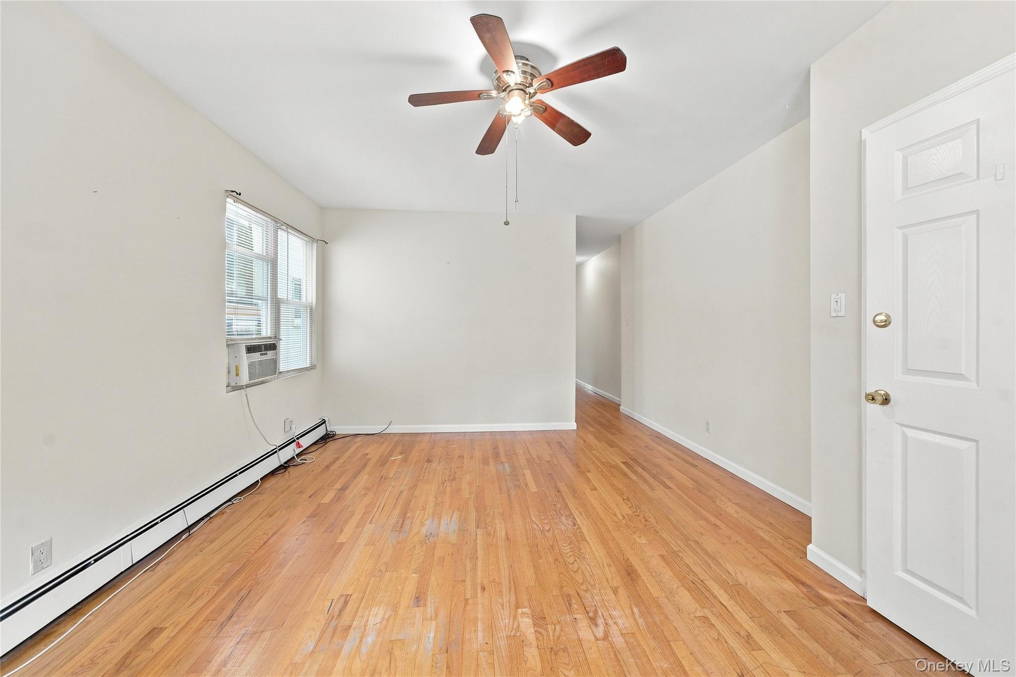 1563 Haight Avenue Property Photo 3