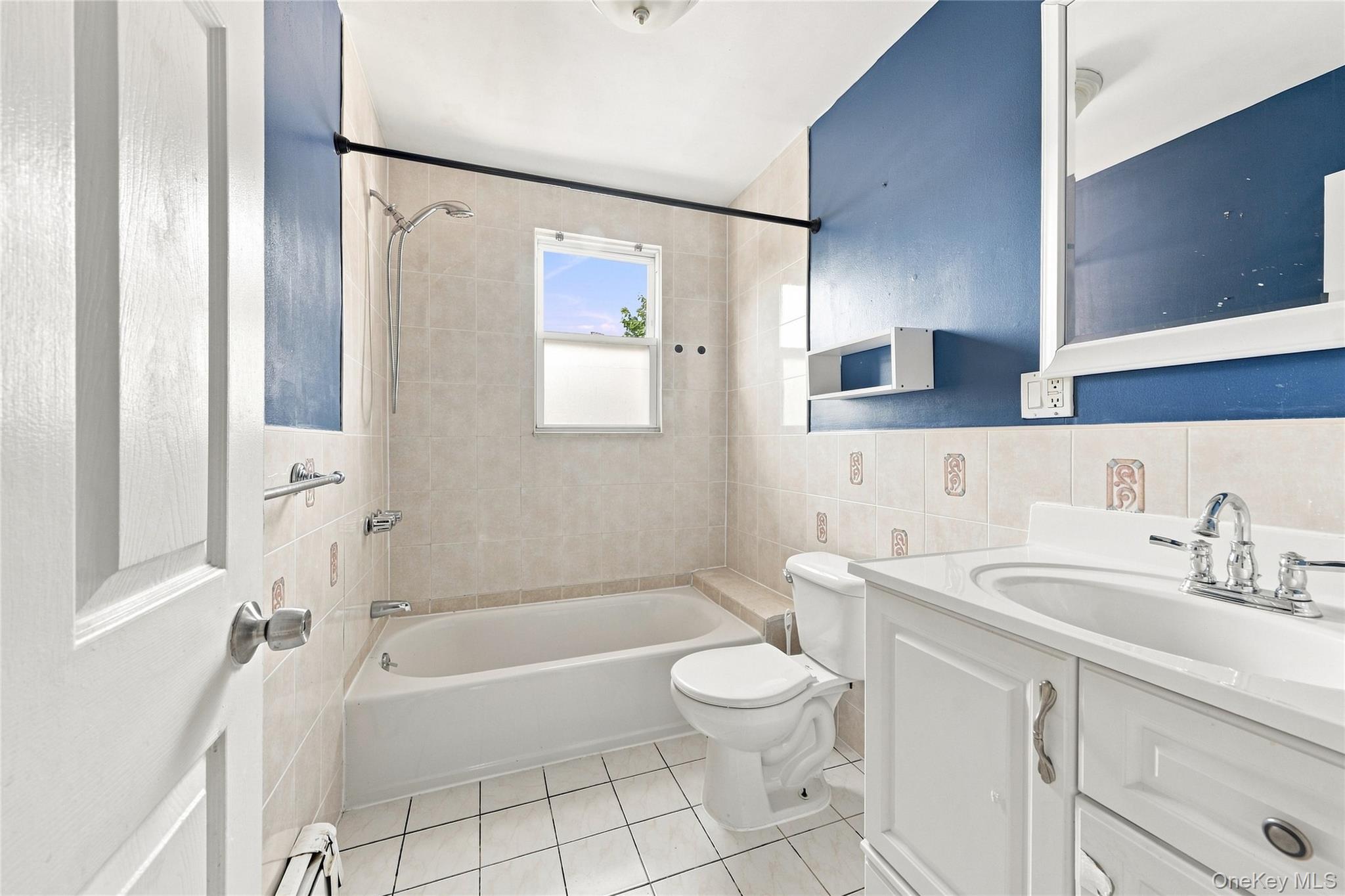 1563 Haight Avenue Property Photo 13