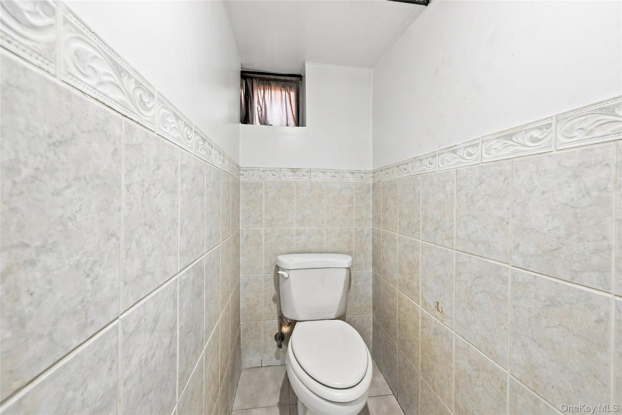 1563 Haight Avenue Property Photo 22