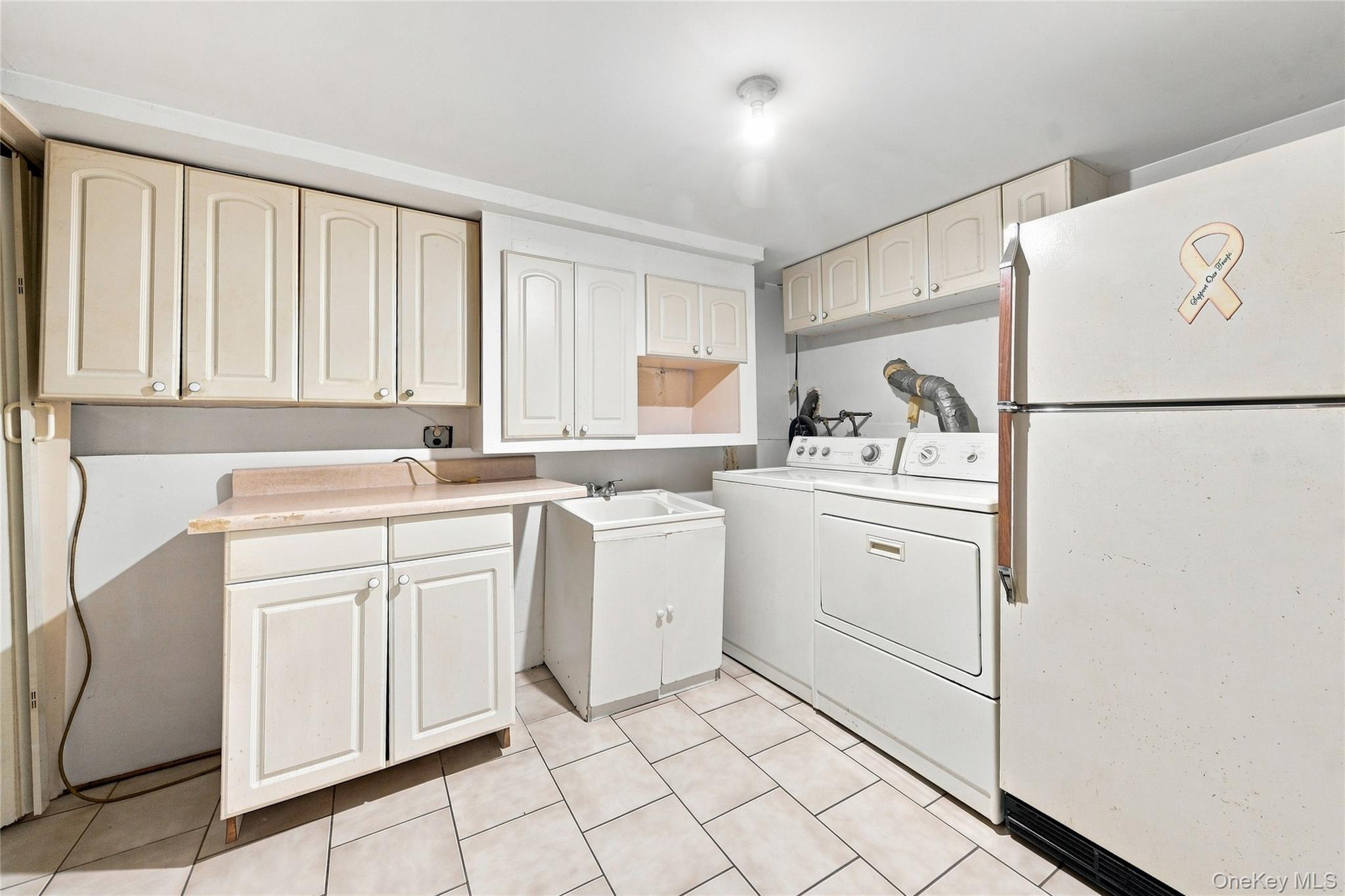 1563 Haight Avenue Property Photo 23