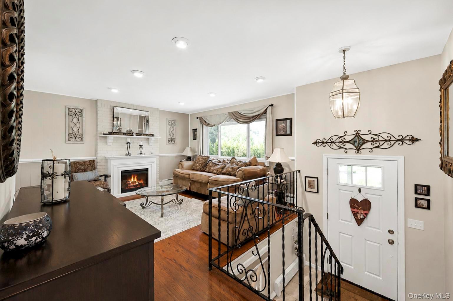 12 Linden Lane Property Photo 3