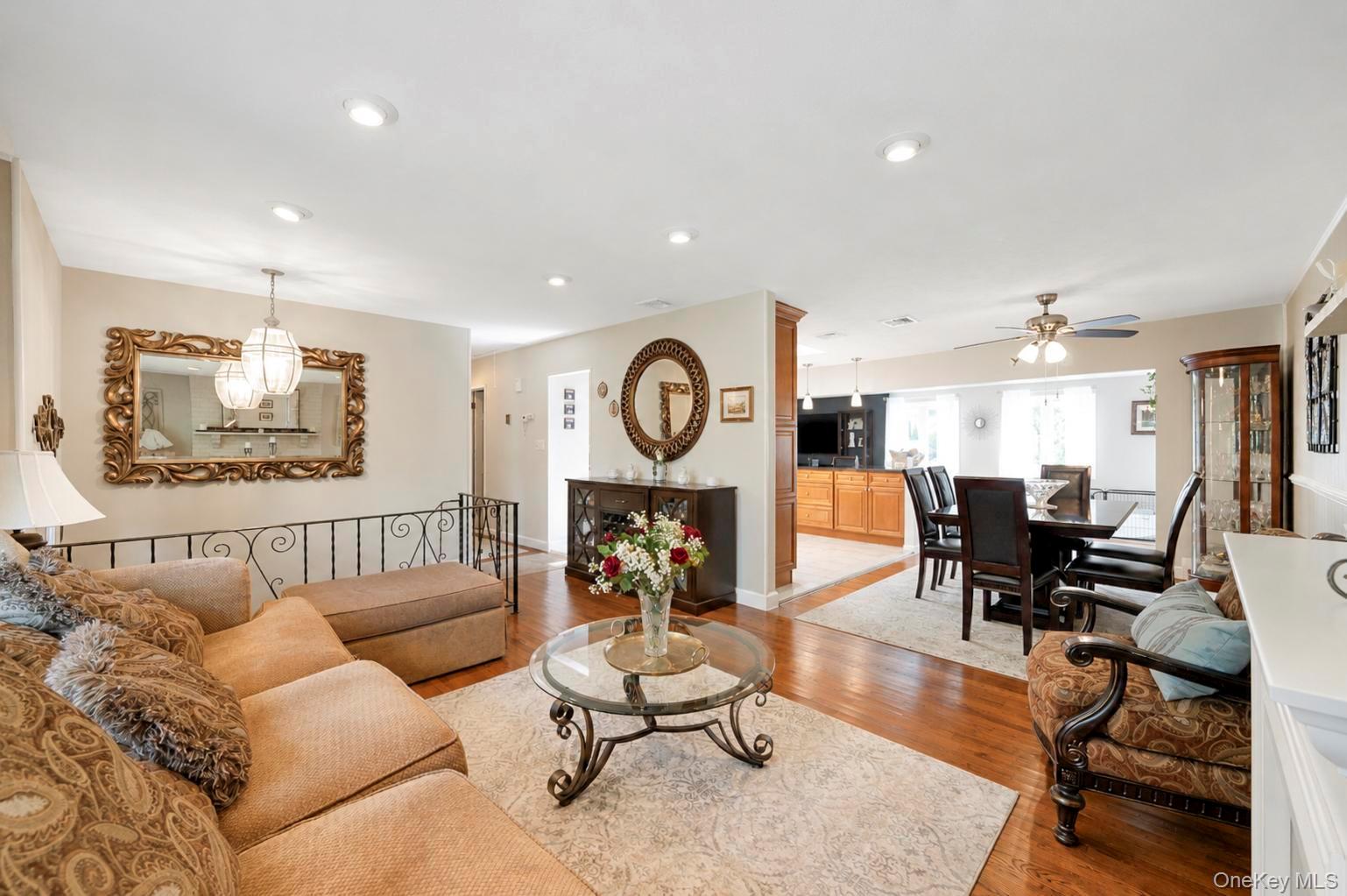 12 Linden Lane Property Photo 6