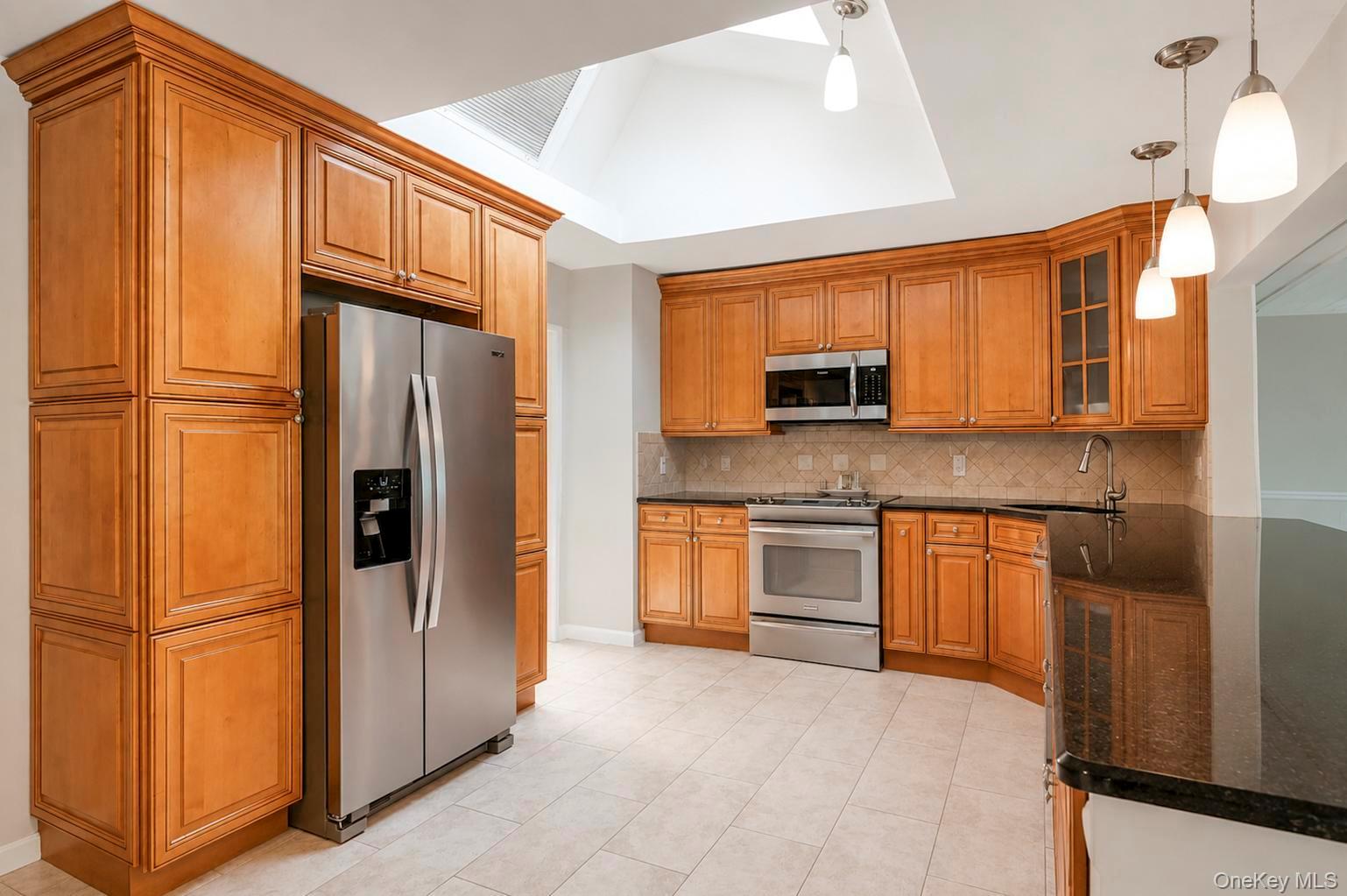 12 Linden Lane Property Photo 11