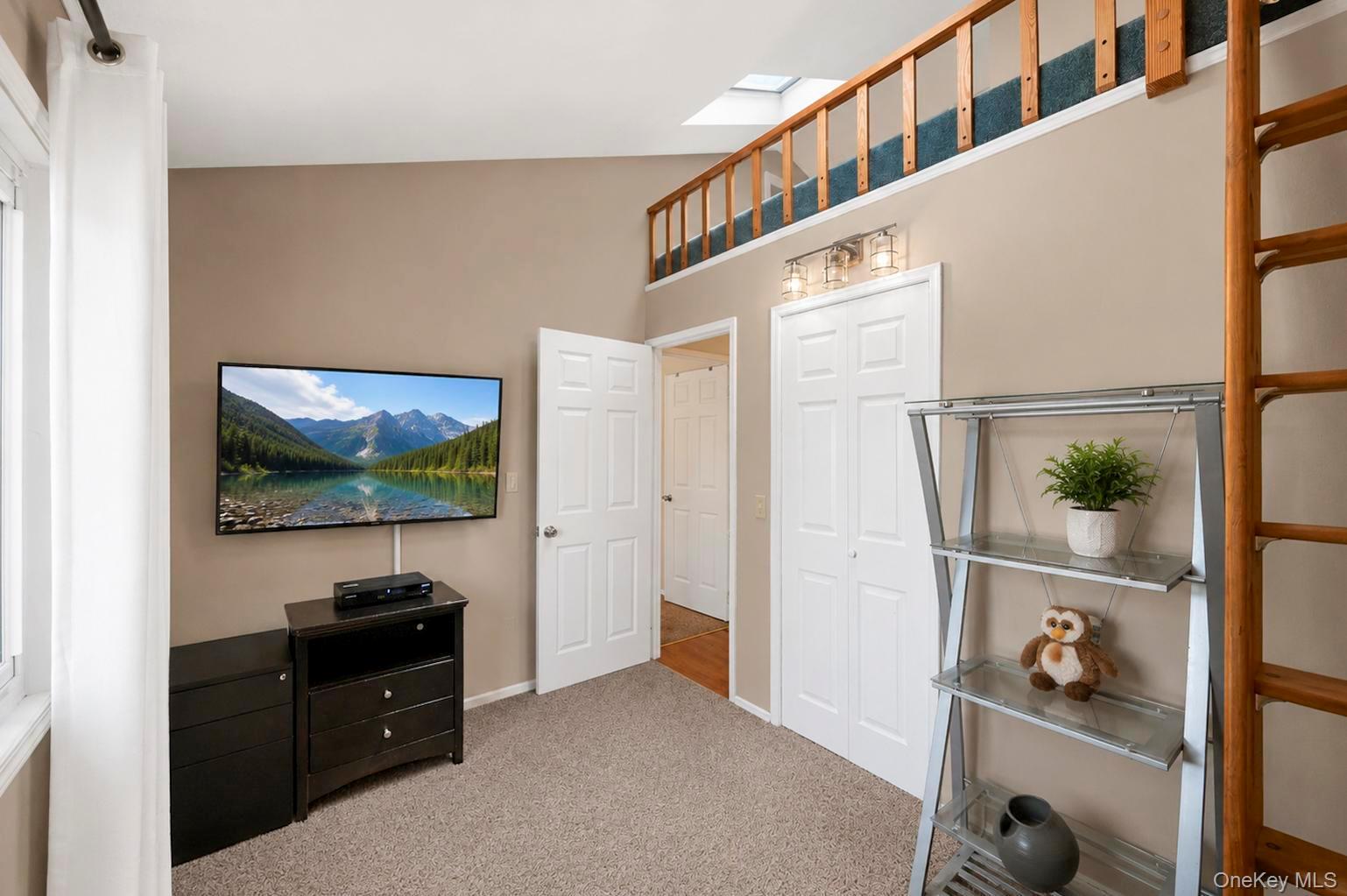 12 Linden Lane Property Photo 25