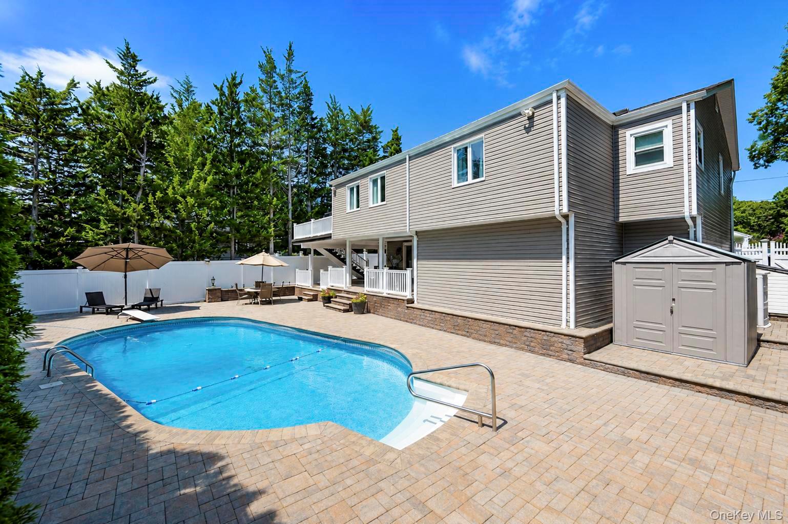 12 Linden Lane Property Photo 33