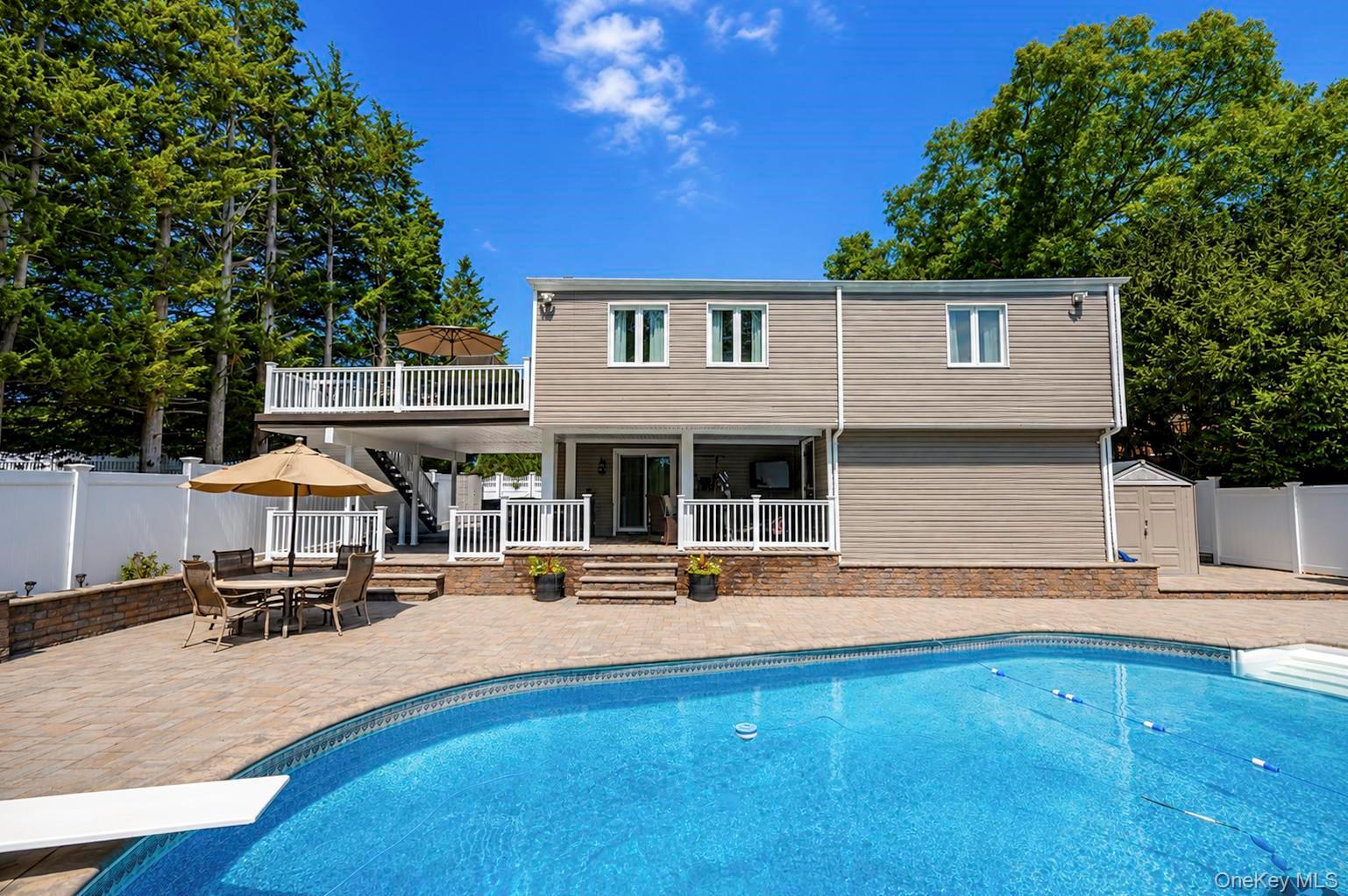 12 Linden Lane Property Photo 34