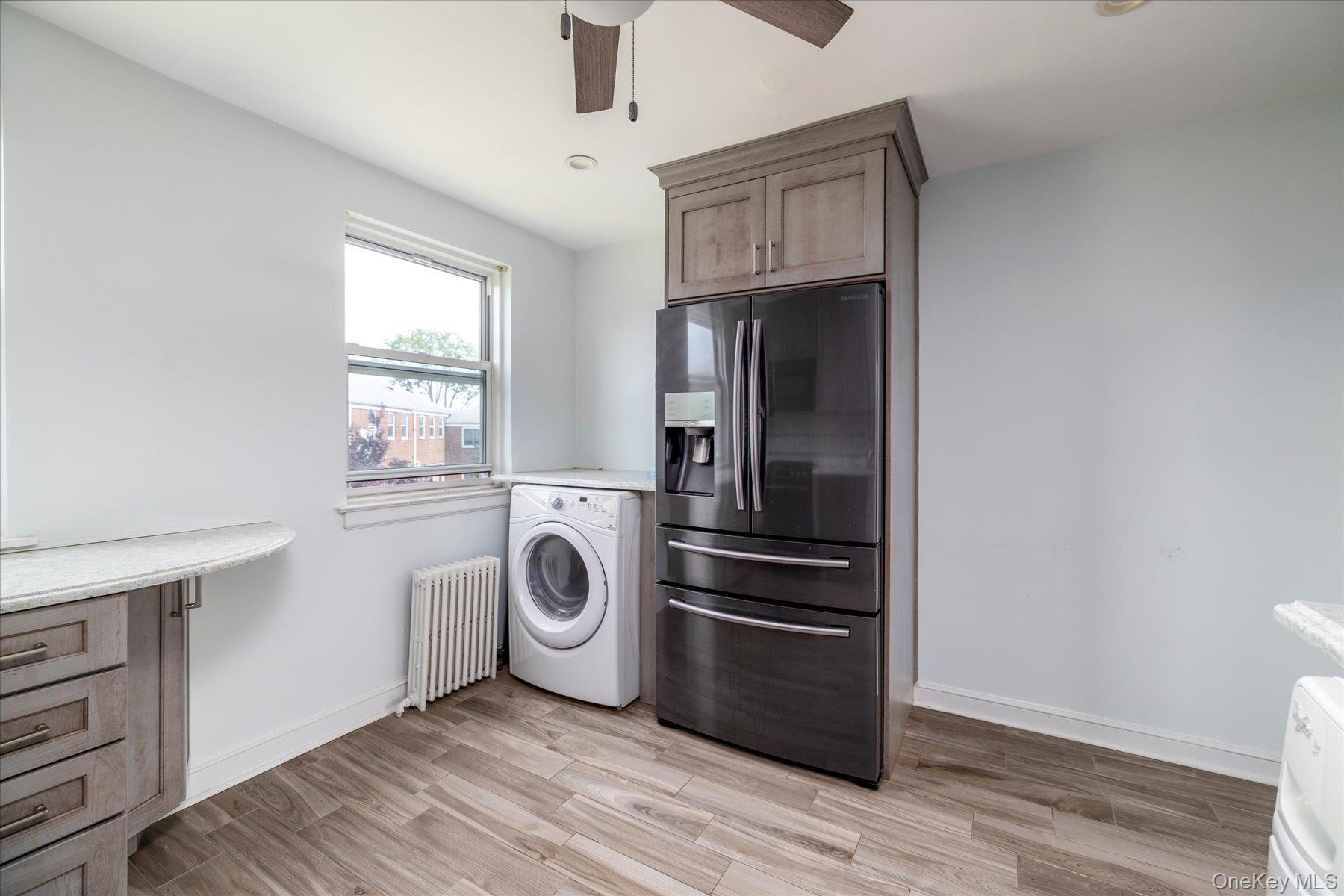 245-41b 77th Crescent 2nd Fl Property Photo 7