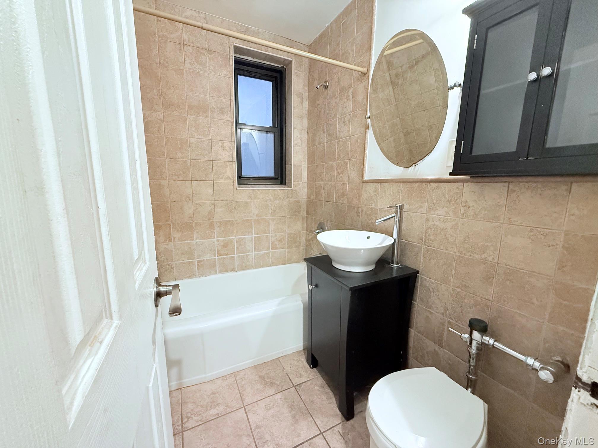 83-85 Woodhaven Boulevard 4f Property Photo 9
