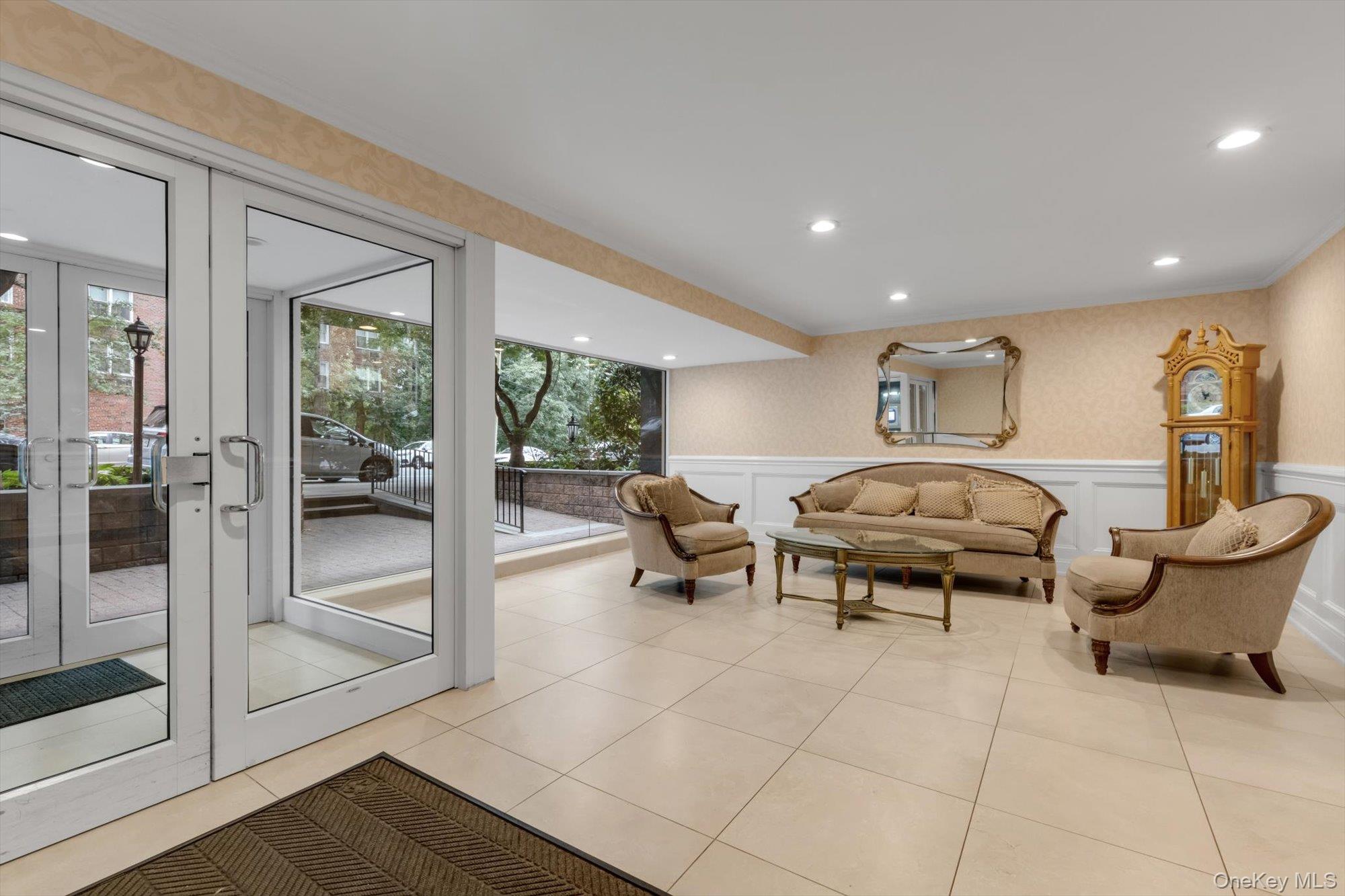 43-25 Douglaston Parkway #2-g Property Photo 12