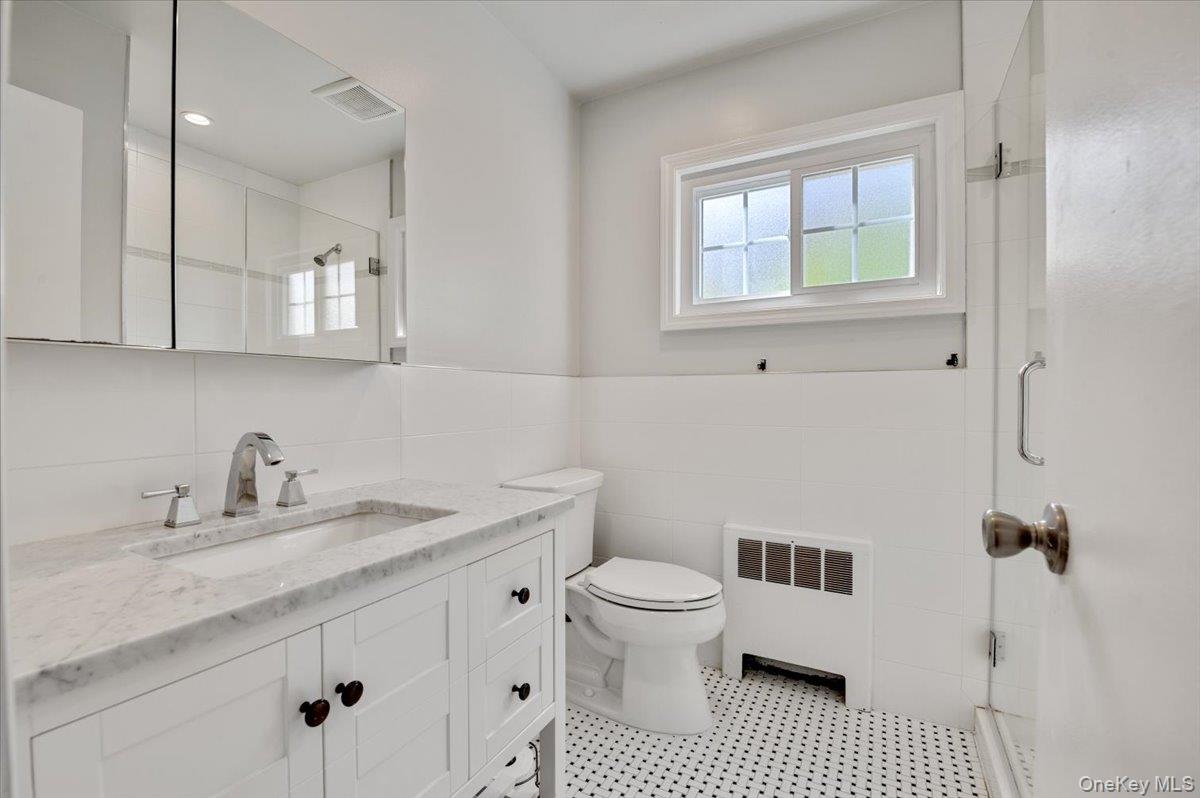 845 E Walnut Street Property Photo 17