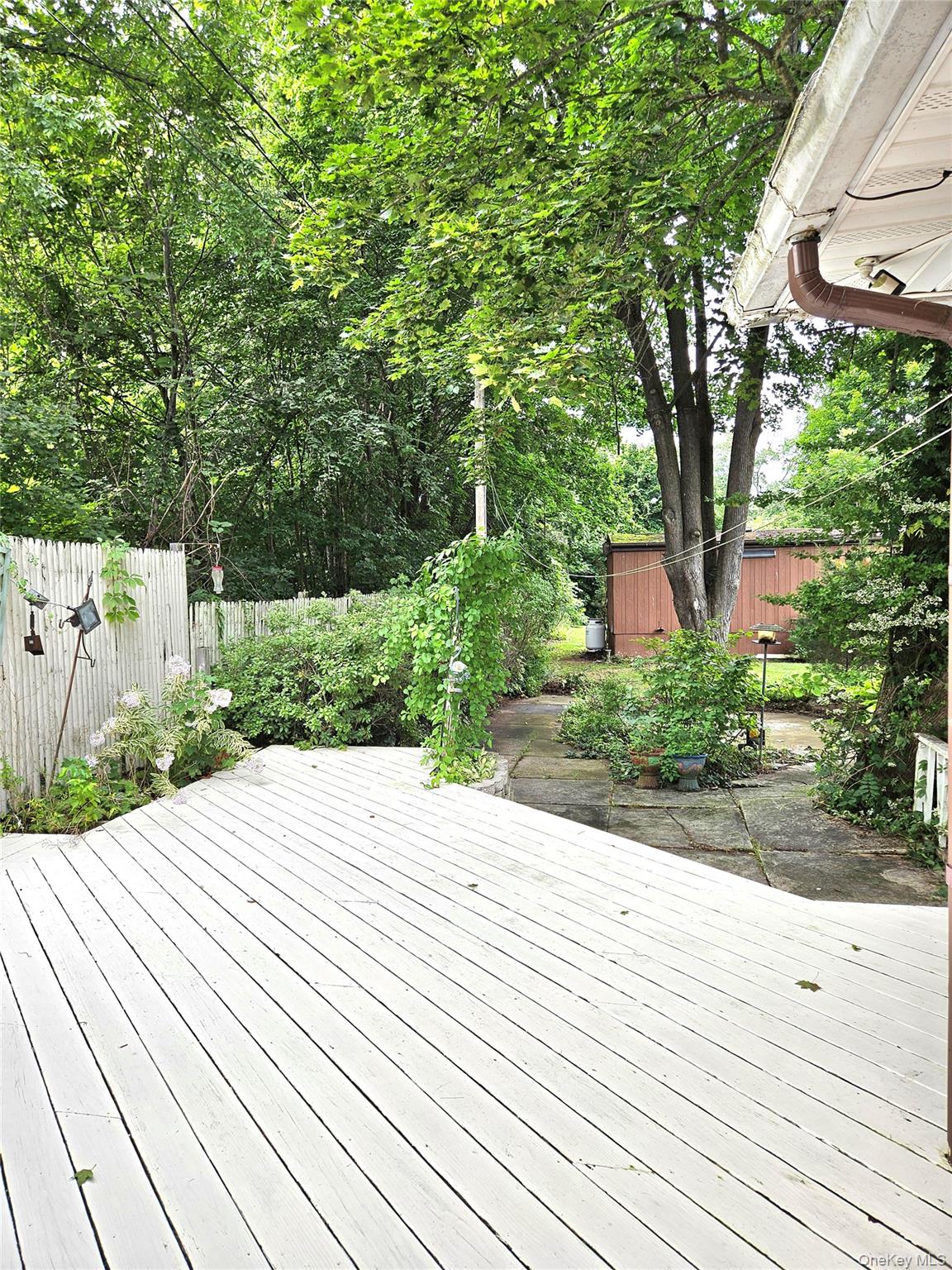 198 S Riverside Road Property Photo 25