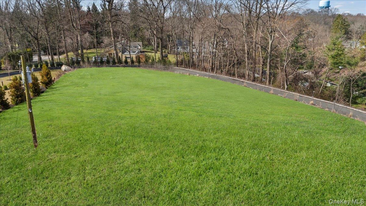 36 Cow Neck Road Property Photo 8