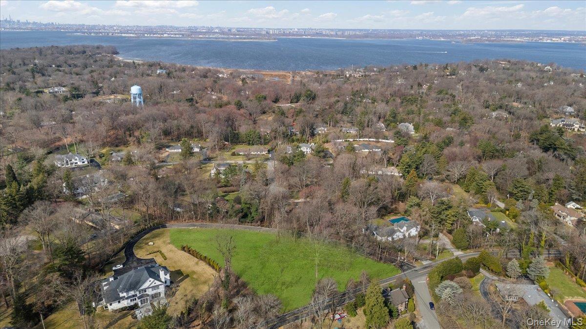 36 Cow Neck Road Property Photo 13