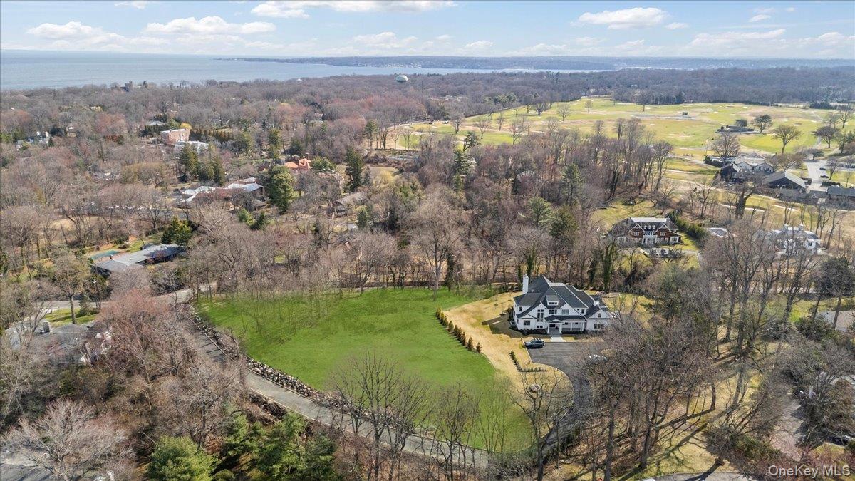 36 Cow Neck Road Property Photo 16