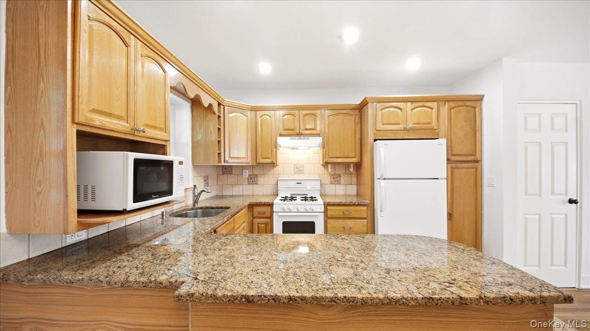 3337 Gunther Avenue Property Photo 4