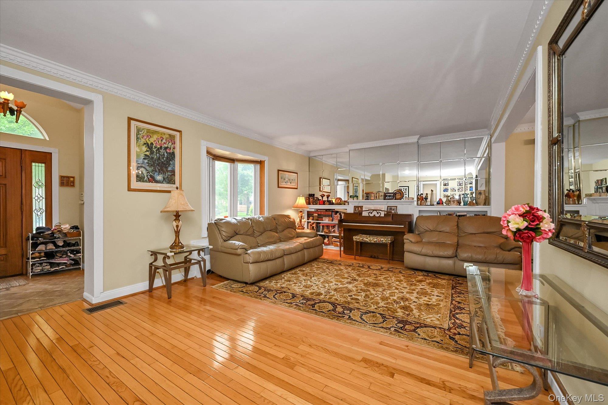 18433 Tudor Road Property Photo 2