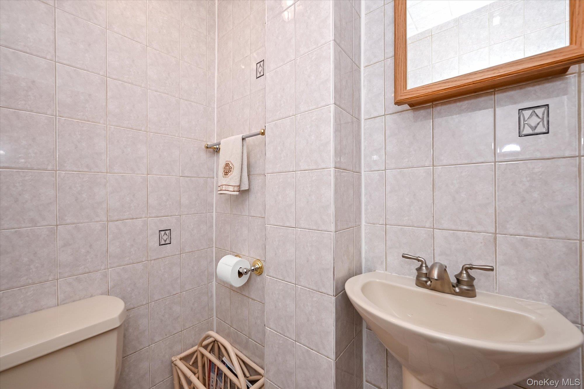 18433 Tudor Road Property Photo 9
