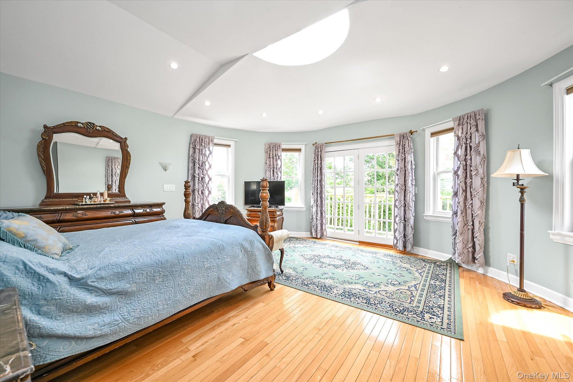 18433 Tudor Road Property Photo 11