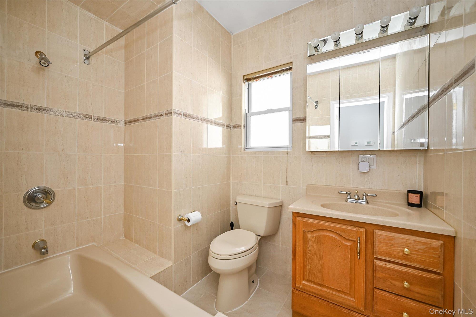 18433 Tudor Road Property Photo 17