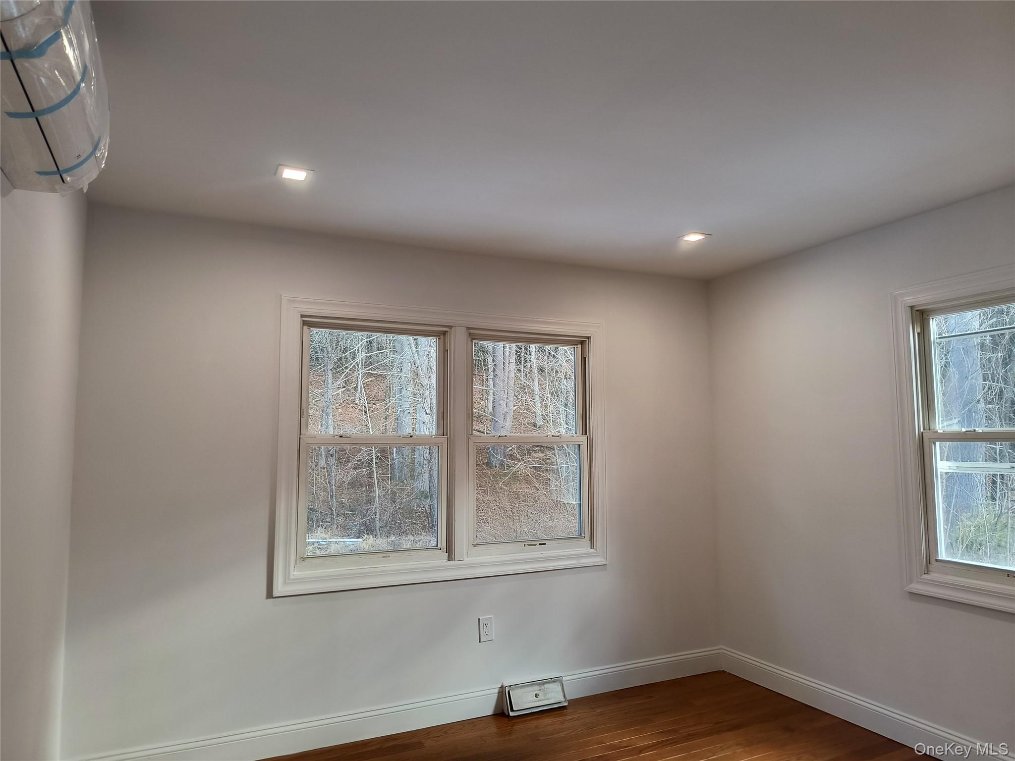 28 Pine Tree Lane Property Photo 11