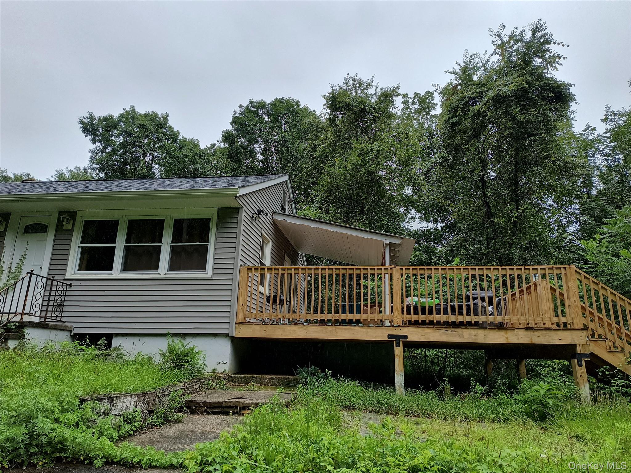 28 Pine Tree Lane Property Photo 13