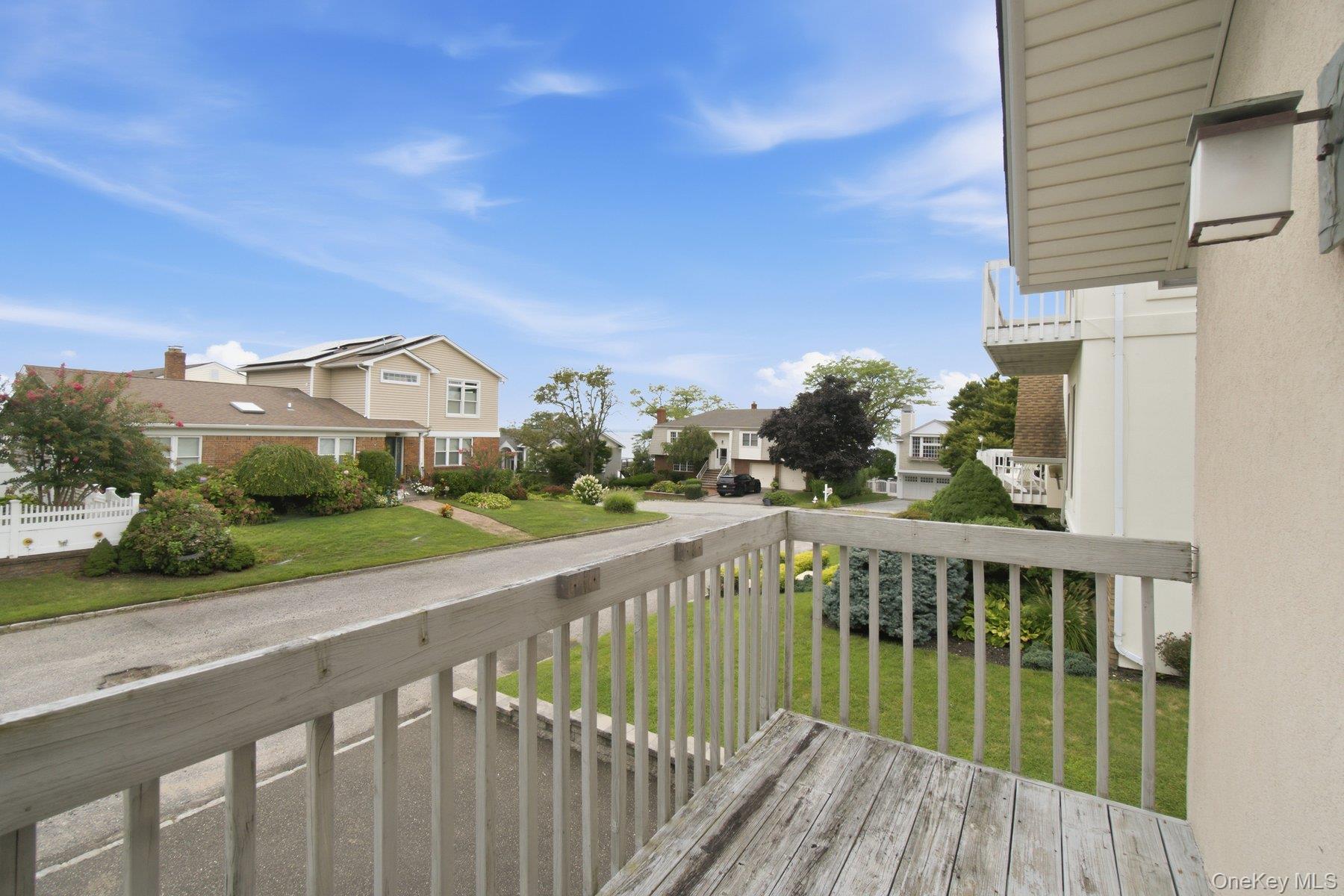 5 Willow Street Property Photo 3