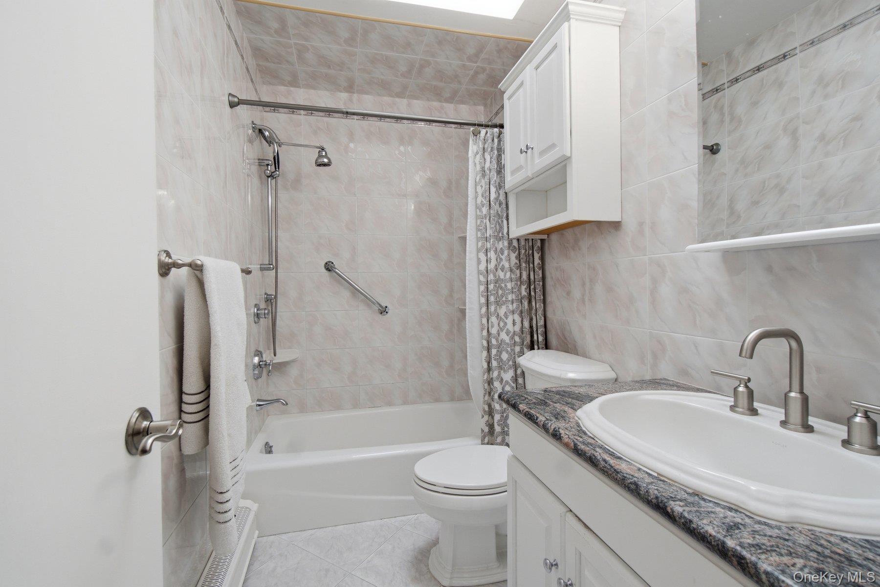 5 Willow Street Property Photo 16