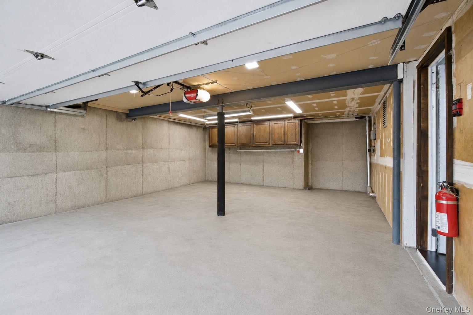 5 Willow Street Property Photo 23