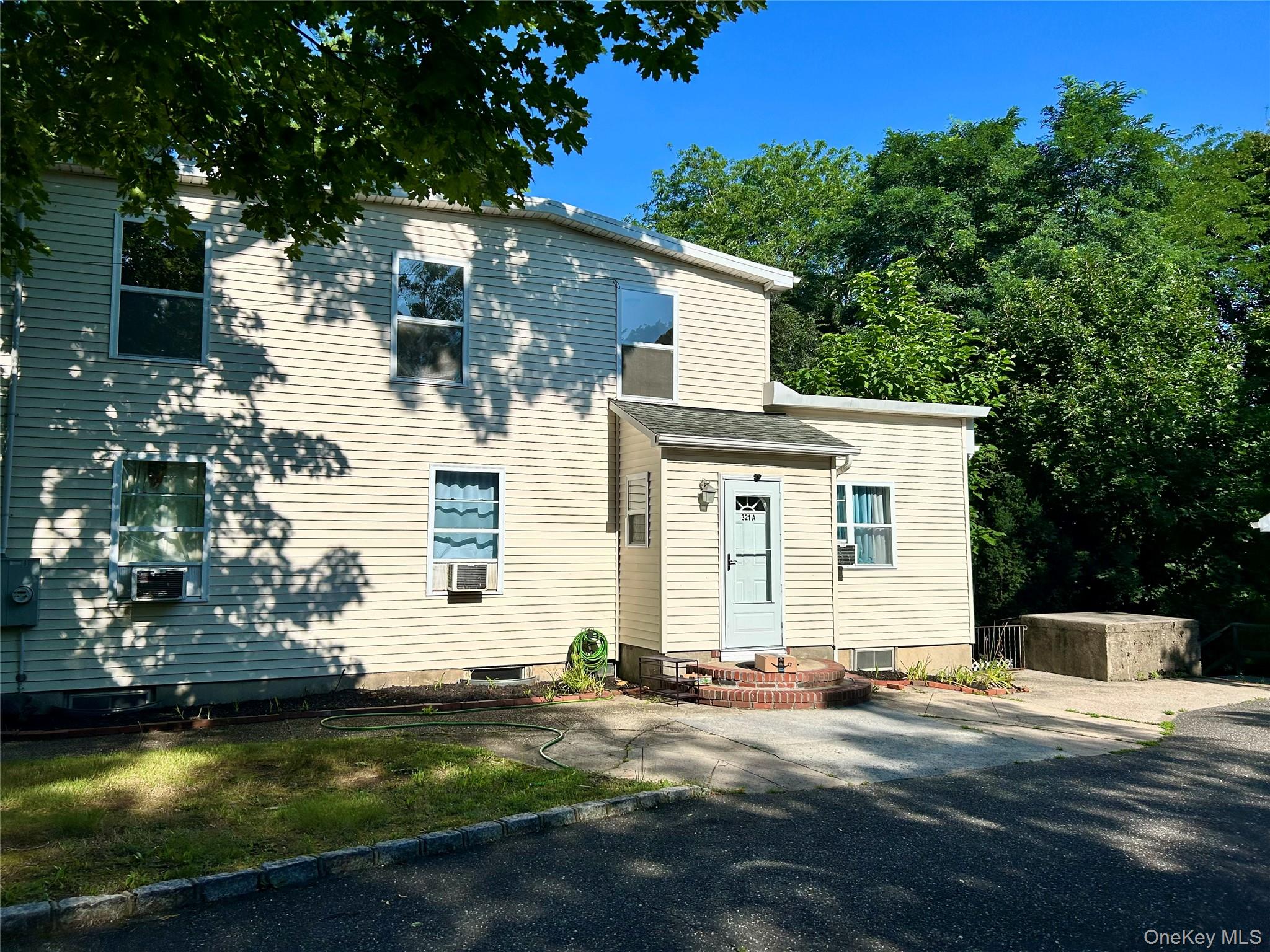 321 Canal Road 2nd Floor Property Photo 2