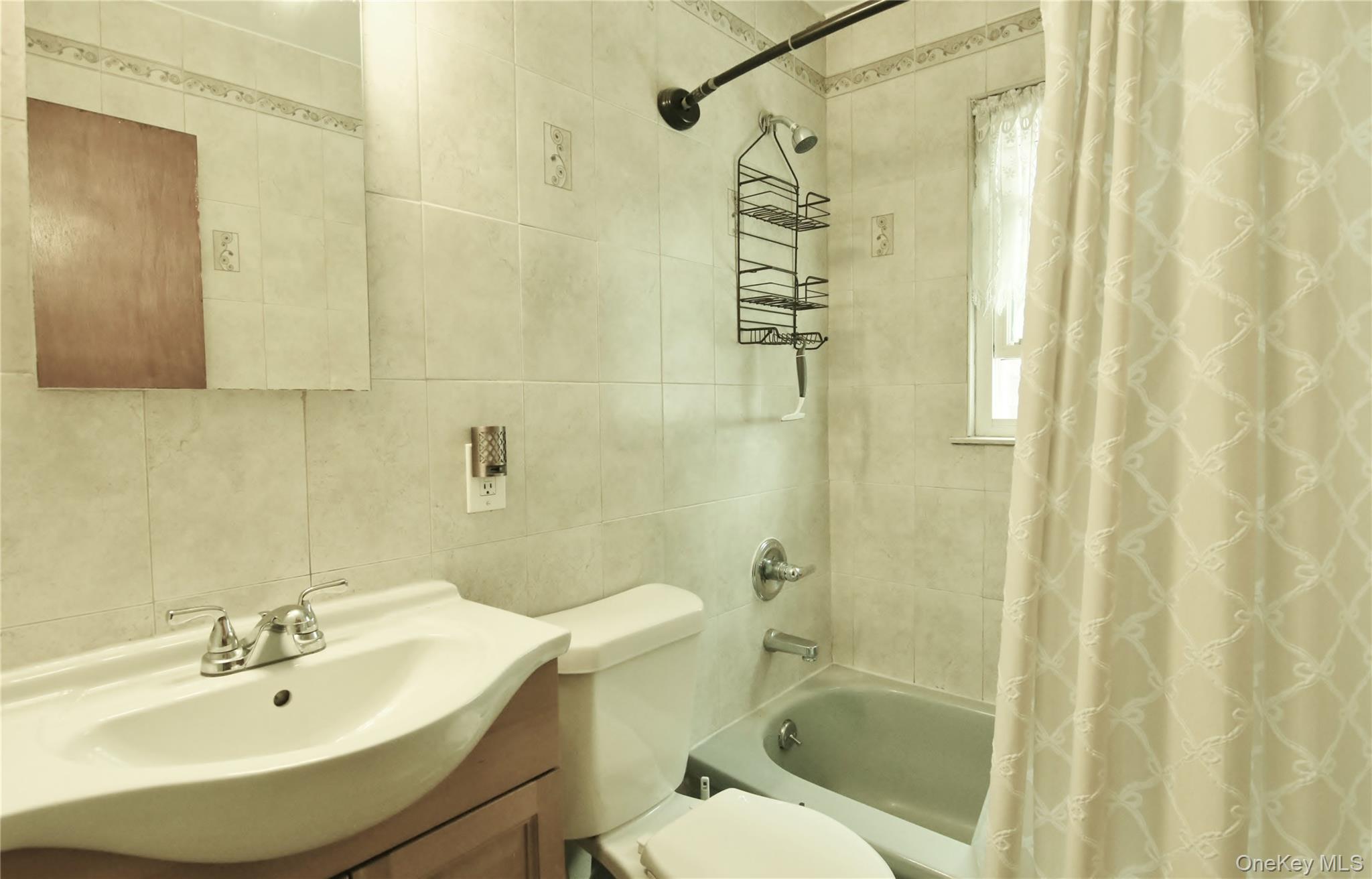 201 Bennett Avenue Property Photo 11